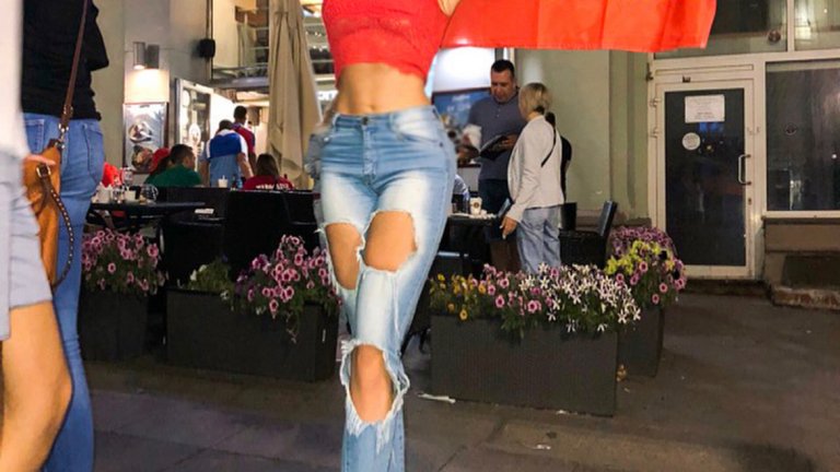 Петиция в Русия иска извинение от вестник, сравняващ рускините с проститутки