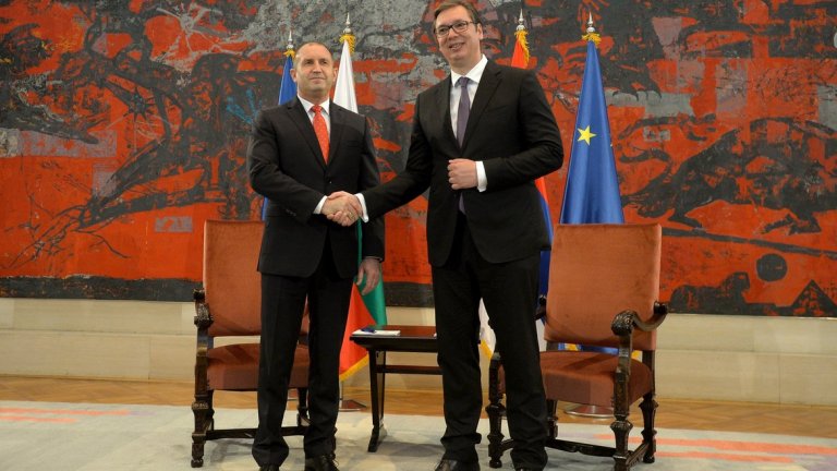 Сърбия обеща и три пъти повече пари за телевизиите, предаващи на български