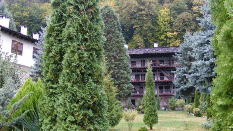 С деца на Балкана