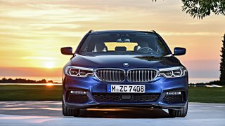 P90245022_highRes_the-new-bmw-5-series