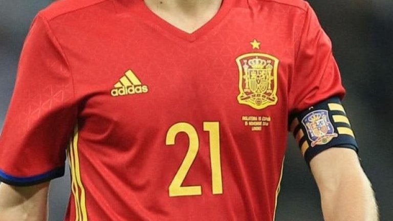 3. Испания, adidas - 33.9 млн. паунда на година