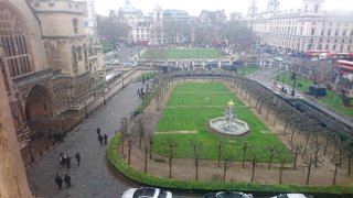 парламент британски парламент стрелба