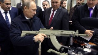 2016-та може да промени това и да вкара Запада във флирт с коравите момчета и момичета