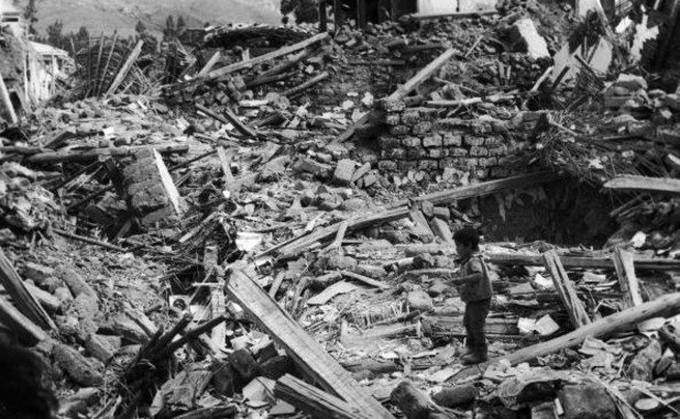 Земетресението в Перу през 1970 поразява перуанските райони на Анкаш и Ла Либертад на 31 май 1970. Трусът трае 45 секунди и е с епицентър 25 км от перуанския бряг в Тихия океан. Магнитутът му е от 7.9 до 8 по Рихтер. Загиват 66 000 души