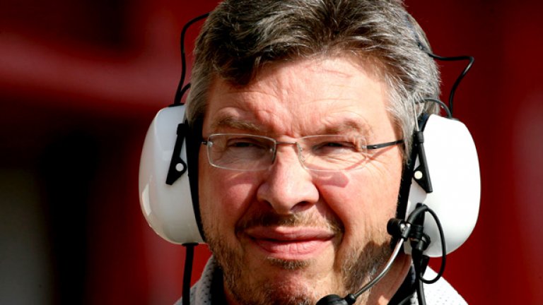 Рос Браун и пилотите му изкараха тежък уикенд в Австралия