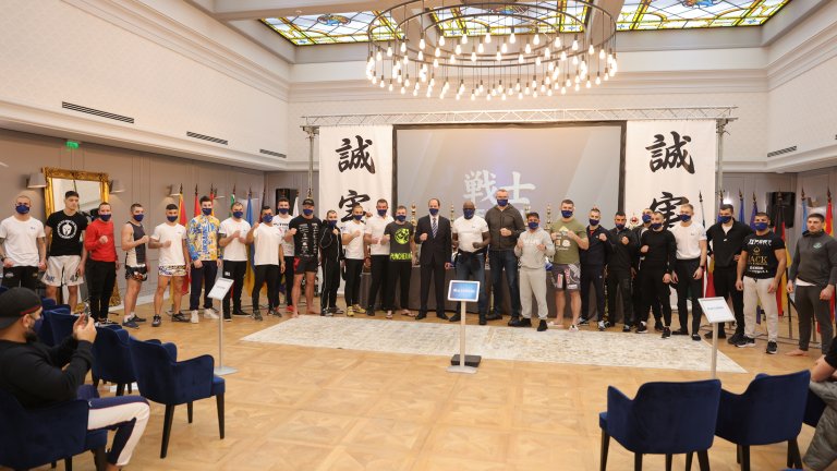 Всички 22 бойни звезди от SENSHI са готови за големите сблъсъци на 26 февруари във Варна