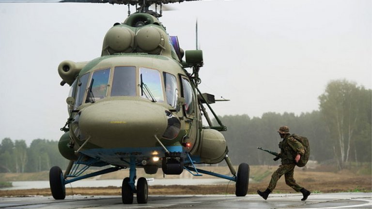 Руски военни по време на един от сегментите