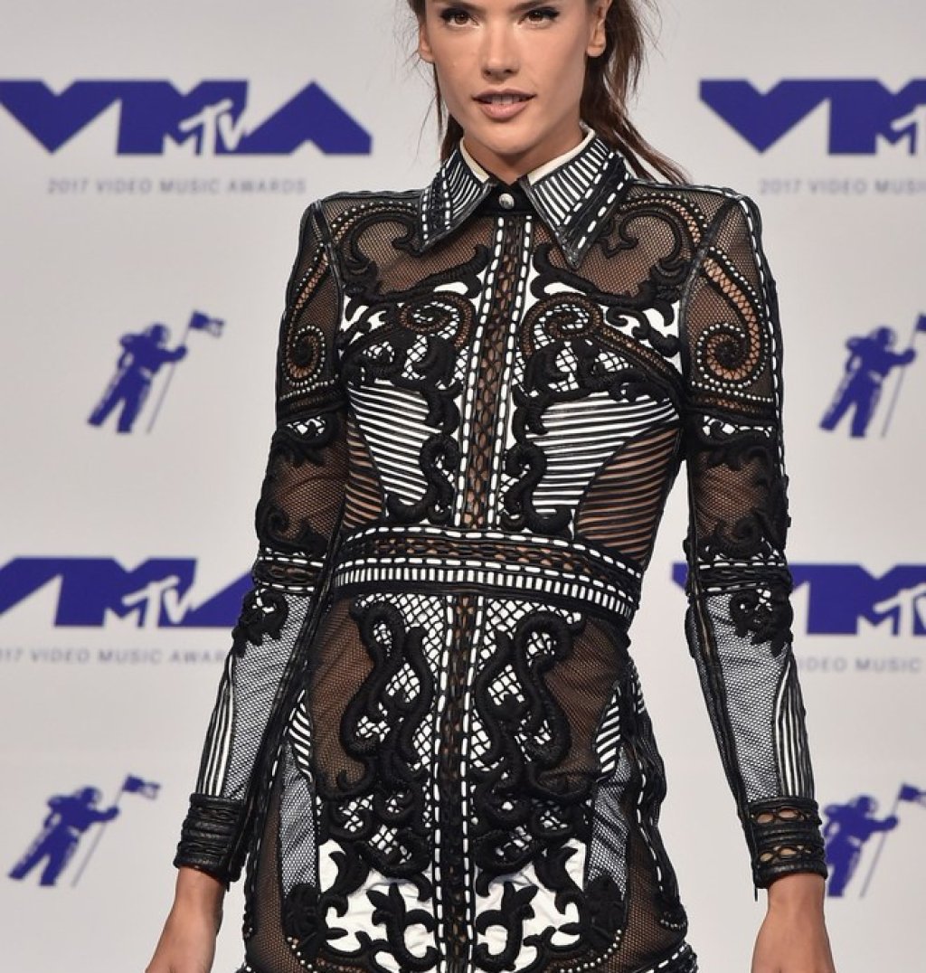 Алесандра Амбросио