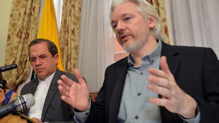 Джулиан Асанж твърди, че "архивът на Sony е публична собственост и WikiLeaks ще държи той да се запази като такъв