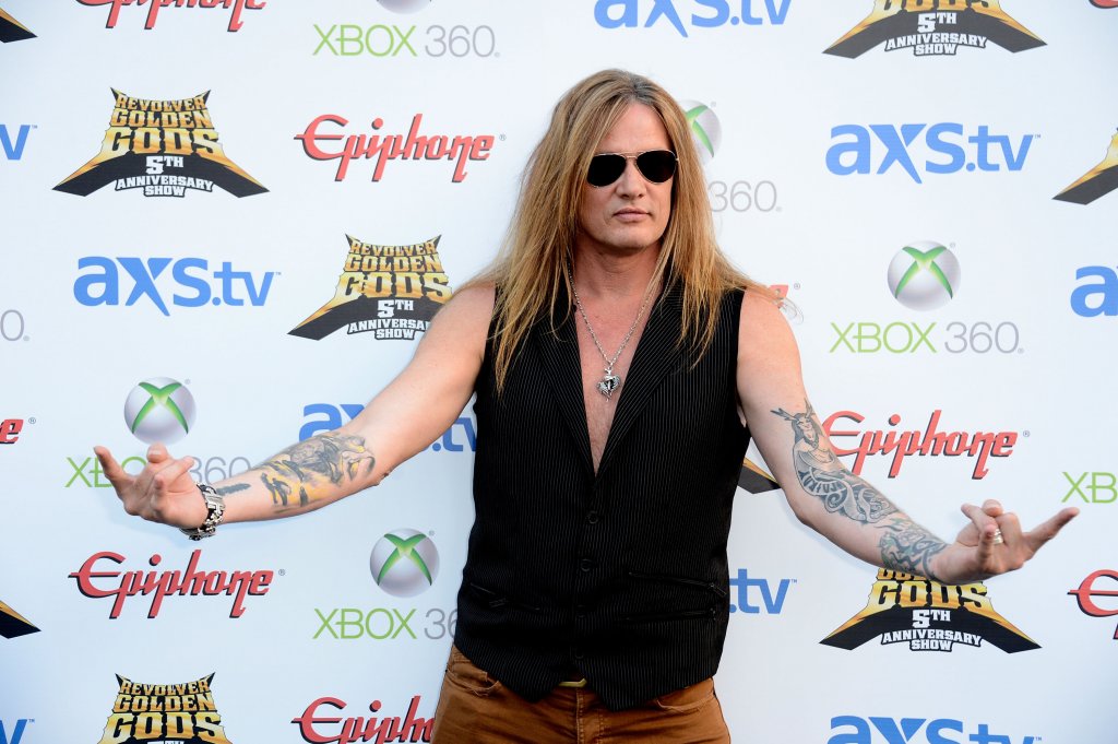Себастиан Бах
Бившият вокалист на рок бунтарите от Skid Row всъщност не споделя името на един от най-великите композитори в класическата музика. Истинското име на Себастиан Бах е Себастиан Филип Бирк.