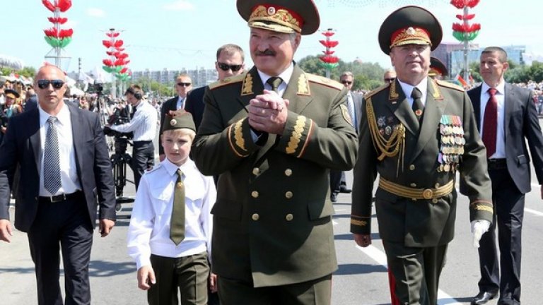 "Бащицата" Лукашенко - между Европа и Евразия