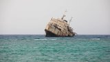 Ourang Medan е открит през 40-те години на миналия век да плава безцелно, след като изпраща SOS сигнал