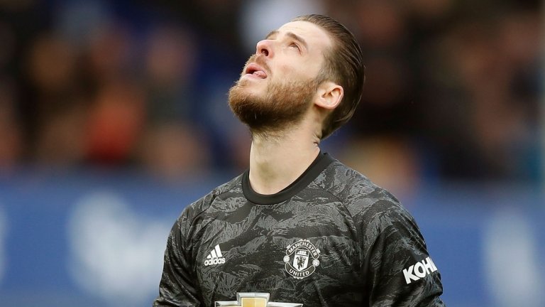 Нивото на Давид де Хеа постепенно пада, а скоро в Юнайтед ще се завърне многообещаващ млад вратар, който изглежда подходящ заместник на испанеца