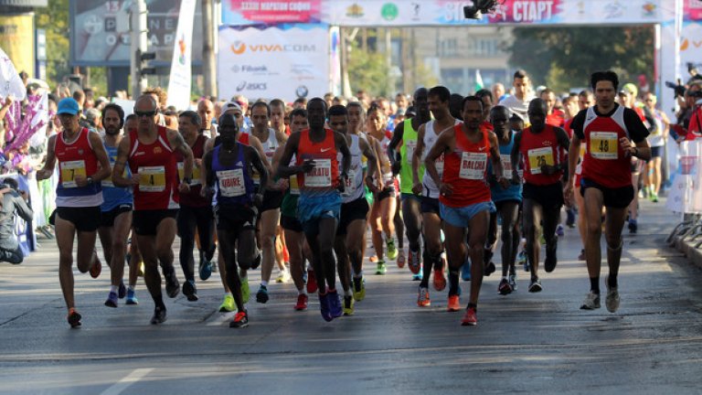 33-тото издание на Софийския маратон стартира в десет часа пред Националния стадион "Васил Левски".
