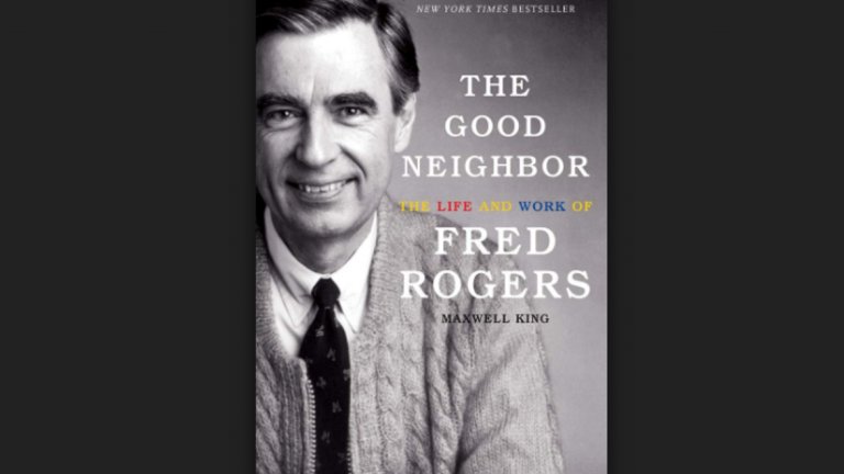 Най-добра историческа и биографична документалистика 

Максуел Кинг - "The Good Neighbor: The Life and Work of Fred Rogers"

Фред Роджърс е педагог, свещеник и един от най-популярните и харесвани телевизионни водещи в САЩ, известен с детското си предаване "Кварталът на Мистър Роджърс", с което израстват поколения от деца и младежи. Бившият журналист Максуел Кинг представя собствената му история, която скоро ще можем да гледаме като игрален филм с Том Ханкс в главната роля.

Сред подгласниците: "Робин" на Дейв Ицкоф (посветена на живота на покойния Робин Уилямс), "Rocket Men" на Робърт Кърсън (за историята на Apollo 8, първата човешка мисия до Луната през 1968 г.)