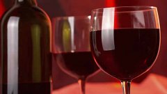 Каберне совиньон е най-популярният червен винен сорт, заема около 10% от винените лозя по света
