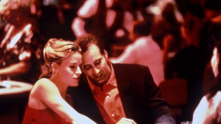 "Да напуснеш Лас Вегас" (Leaving Las Vegas, 1995) Актрисата Елизабет Шу се сдобива с номинация за "Оскар" за ролята си на самотната проститутка от Лас Вегас Сара. Тя се влюбва в алкохолизиран сценарист. Филмът е романтична драма, която обаче се отличава със силна емоционалност и запомнящ се финал