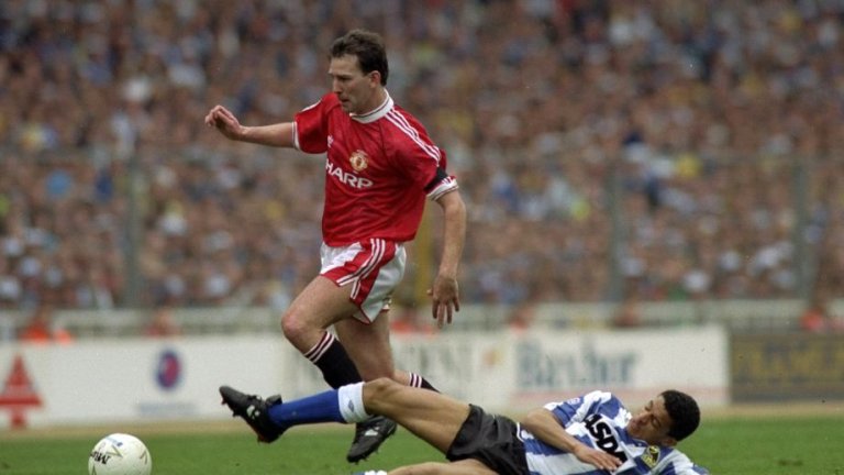 Ицо беше контузен, Хюз искаше да мъсти, а "белите ангели" спасиха Фърги по дяволски