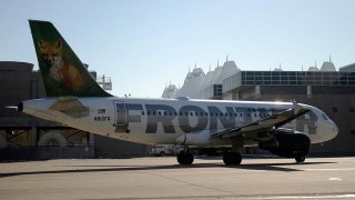 gty_frontier_airlines_jef_130502_wg