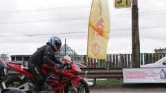 Рев на мотори и рокенрол край София