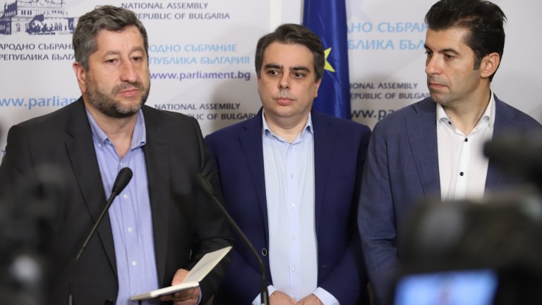 Според лидера на "Продължаваме промяната" в момента основен фокус е бюджетът за 2023 г.