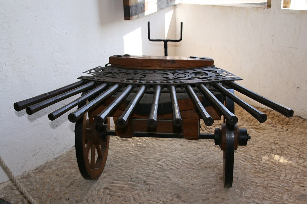 Ribaudequin_-_Château_de_Castelnaud_-_20090926