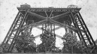 Watkin_tower_first_stage