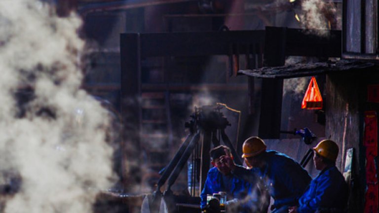 Според информация на Световната банка от преди няколко години, 16 от 20-те най-замърсени градове в света са китайски. Макар че напоследък правителството взема мерки да ограничи замърсяването, Линфен остава промишлен център на провинция Шанкси, където се добиват около 50 милиона тона въглища годишно