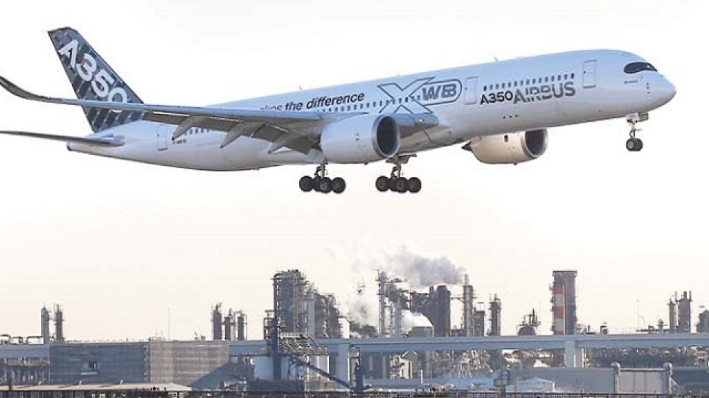 Airbus A350_front
