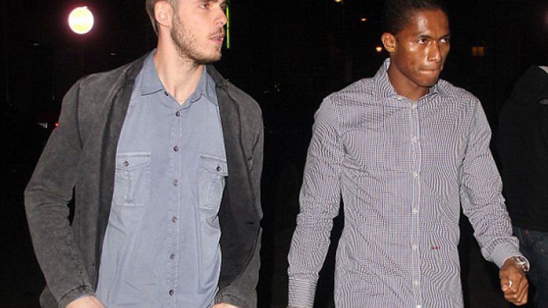 Давид Де Хеа и Антонио Валенсия се появиха без половинки.