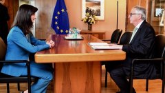 Габриел и Юнкер разговаряха днес в Страсбург, преди председателят на ЕК да определи новия ресор на българския еврокомисар