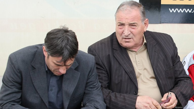 Треньорският тандем от миналия сезон Адалберт Зафиров-Димитър Пенев е вече в историята