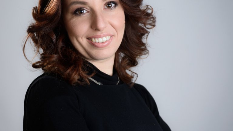 Youth Empowered помага младите да започнат кариера