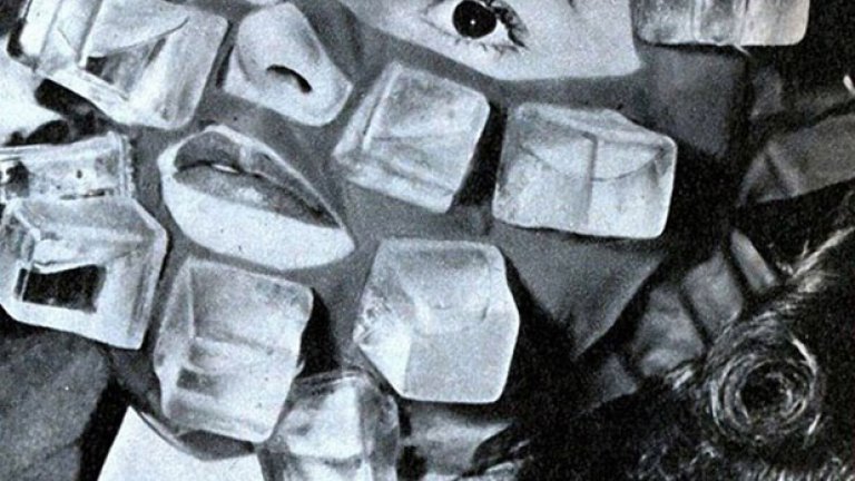 Тази екстравагантна маска е направена от много прозрачни кубчета, които се пълнят с вода и замръзват. „Ледената“ техника е популярна сред обичащите нощния живот актриси от Холивуд през 40-те години