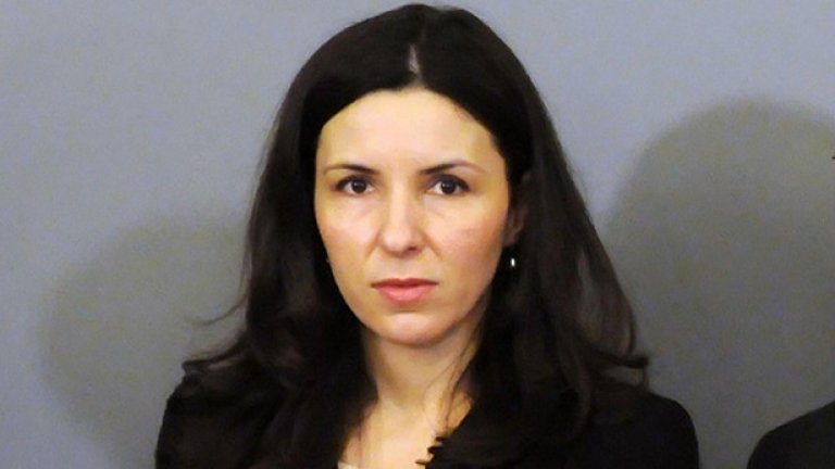 Илияна Цанова избрана за зам.-шеф на фонда "Юнкер"