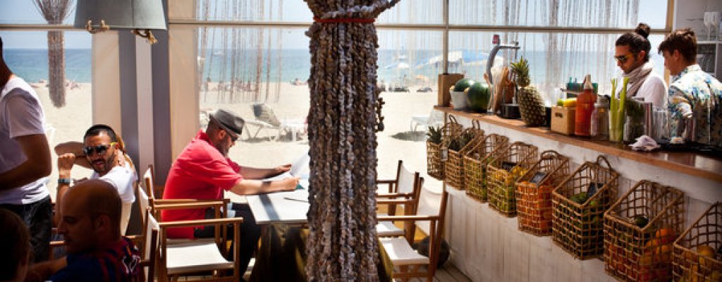 01-hours-restaurant-articleLarge