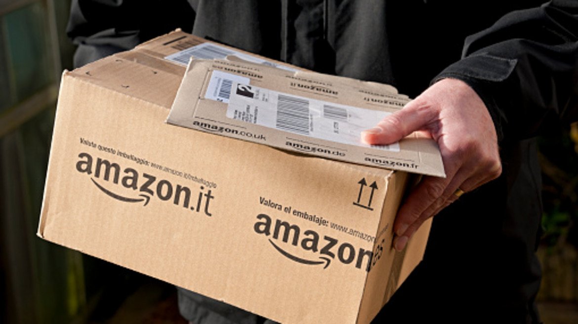 Гигантът в електронната търговия Amazon вече е в първата петица 