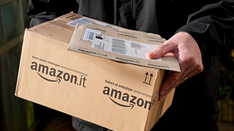 Мистериозните пратки със секс играчки от Amazon