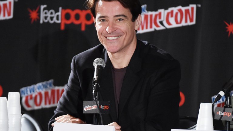 Горан Вишнич - Хърватия
За разлика от Кунис, Вишнич не се озовава в Америка като емигрант, а започва кариерата си още в родната Хърватия. Даже като съвсем млад взема участие и във войната за независимост от Югославия, където е обучен за парашутист. Първата му голяма роля след войната, която го разкрива пред света, е на д-р Лука Ковач в сериала “Спешно отделение”, където участва до последния сезон. Участва и в доста филми, предимно в поддържащи роли, като в повечето случаи играе източноевропейски персонажи.