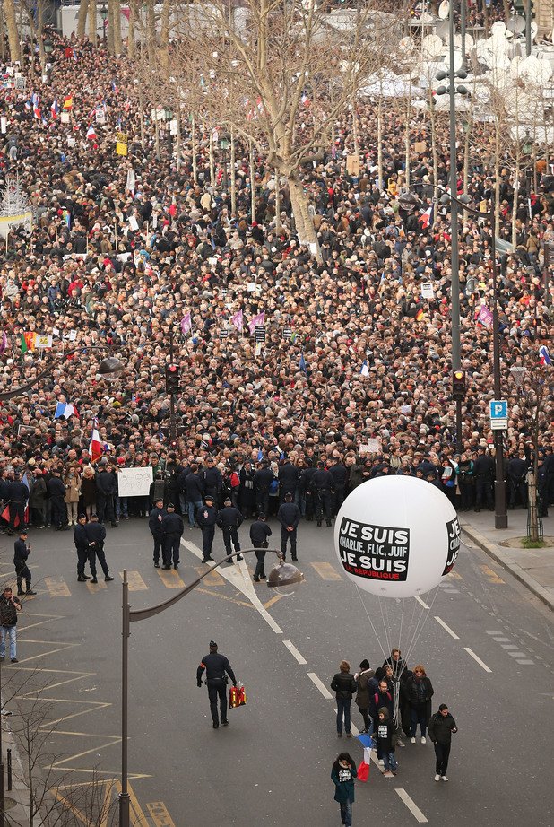 Милионно шествие в Париж за „Шарли Ебдо“ (СНИМКИ)