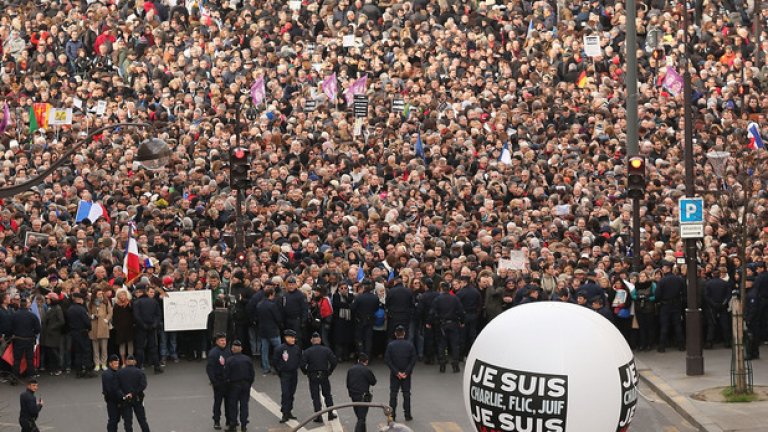 Милионно шествие в Париж за „Шарли Ебдо“ (СНИМКИ)