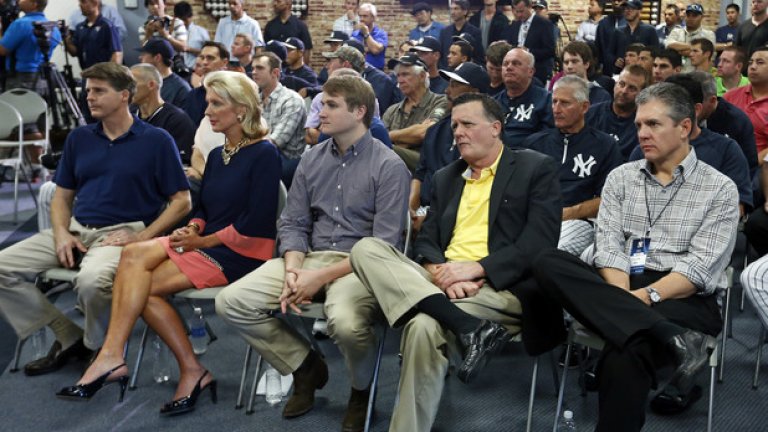 10. Кейси Клоуз (вдясно) – бейзбол – 31,4 млн. долара (комисионни), 808,5 млн. долара (стойност на сключените сделки в кариерата)