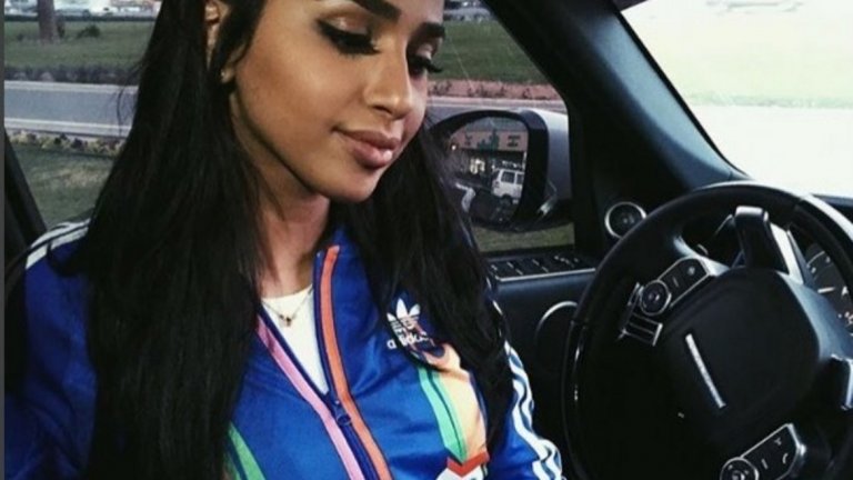 Макар и не чак толкова впечатляващи като дубайските, саудитските девойки също се радват на луксозен и свободен живот