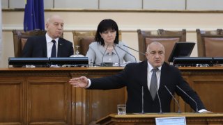 Премиерът Бойко Борисов съобщи, че се водят преговори с още 12 общини