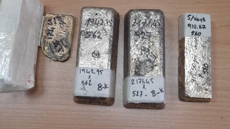 На "Капитан Андреево" задържаха кокаин и злато за над 1,4 млн. евро