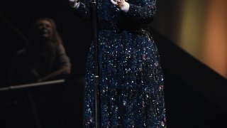 Adele Live 2016 - North American Tour In Phoenix, AZ