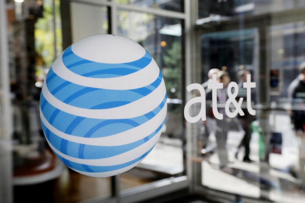 Microsoft изгуби около 5 млрд. долара от дела си в AT&T