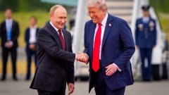 За тези двамата международното право, или което и да е право, няма особена стойност