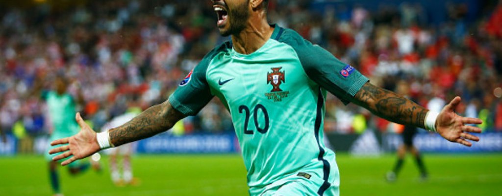 Голът на Рикардо Куарешма в 117-ата минута прати Португалия на 1/4-финал