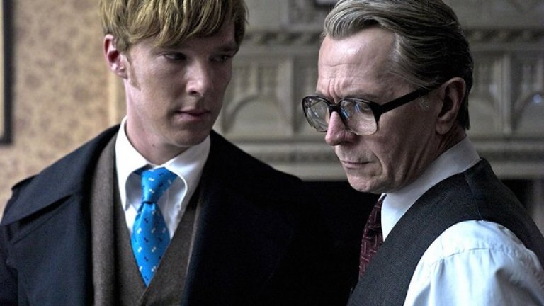 Дама, поп, асо, шпионин (2011)
Майсторската адаптация на Томас Алфредсон по шпионския роман на Джон льо Каре е пълна със звездни актьори, но и тук Къмбърбач успява да направи силно впечатление като Питър Гилам - доверения агент на търсещия къртица в MI6 герой на Гари Олдман.